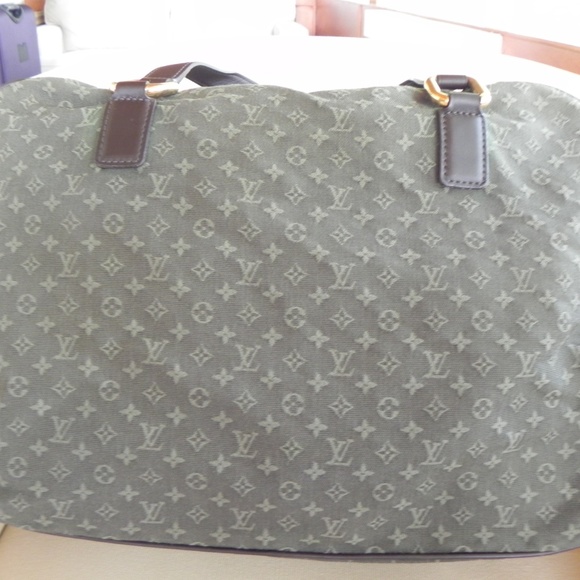 Louis Vuitton Claudine Green Monogram Mini Travel - Picture 3 of 8